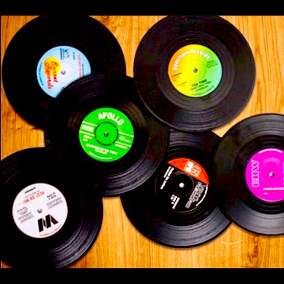 Bar Coasters - Vintage Style Vinyl Records Novelty Gift Set - Picture 3 of 4